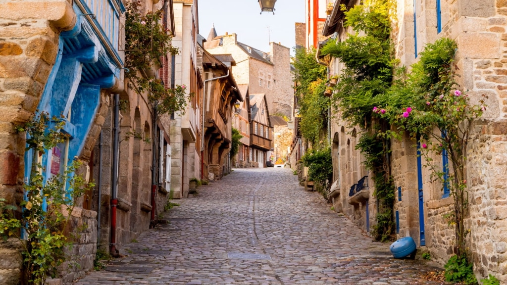 Dinan: France’s Medieval Atmosphere Reflected in a Historic Village