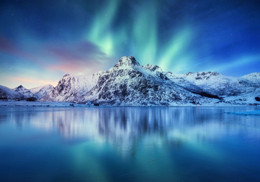 Lofoten Islands: Norway’s Northern Lights and Mountain Fjords